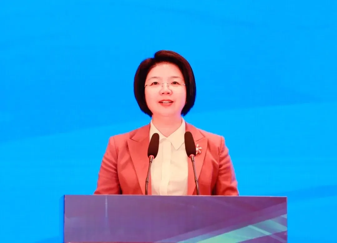 易速宝 刘霞，任上被查